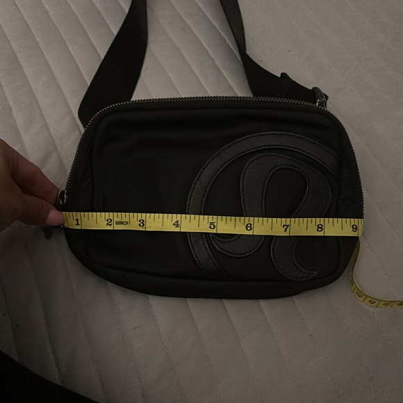 Lululemon Limited Edition Everywhere Belt Bag - Picture 8 of 9
